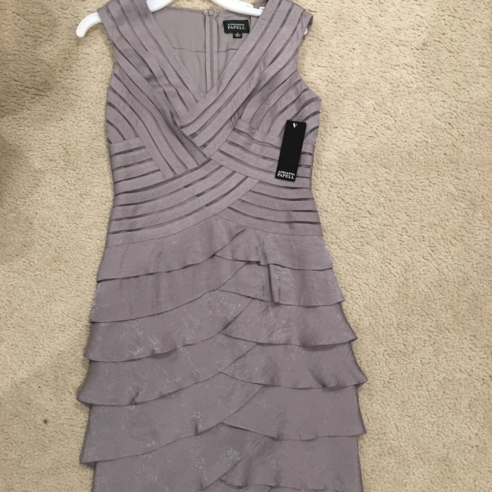 *Never worn* gray shimmer Adrianna Papell dress
